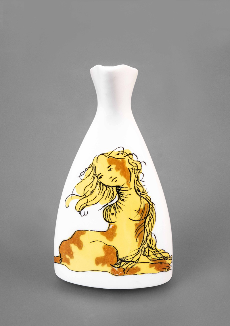 Vaso serie Sfingi, 1951 - porcellana - h. cm 12,8 (coll. Enrico Brugnoni)
